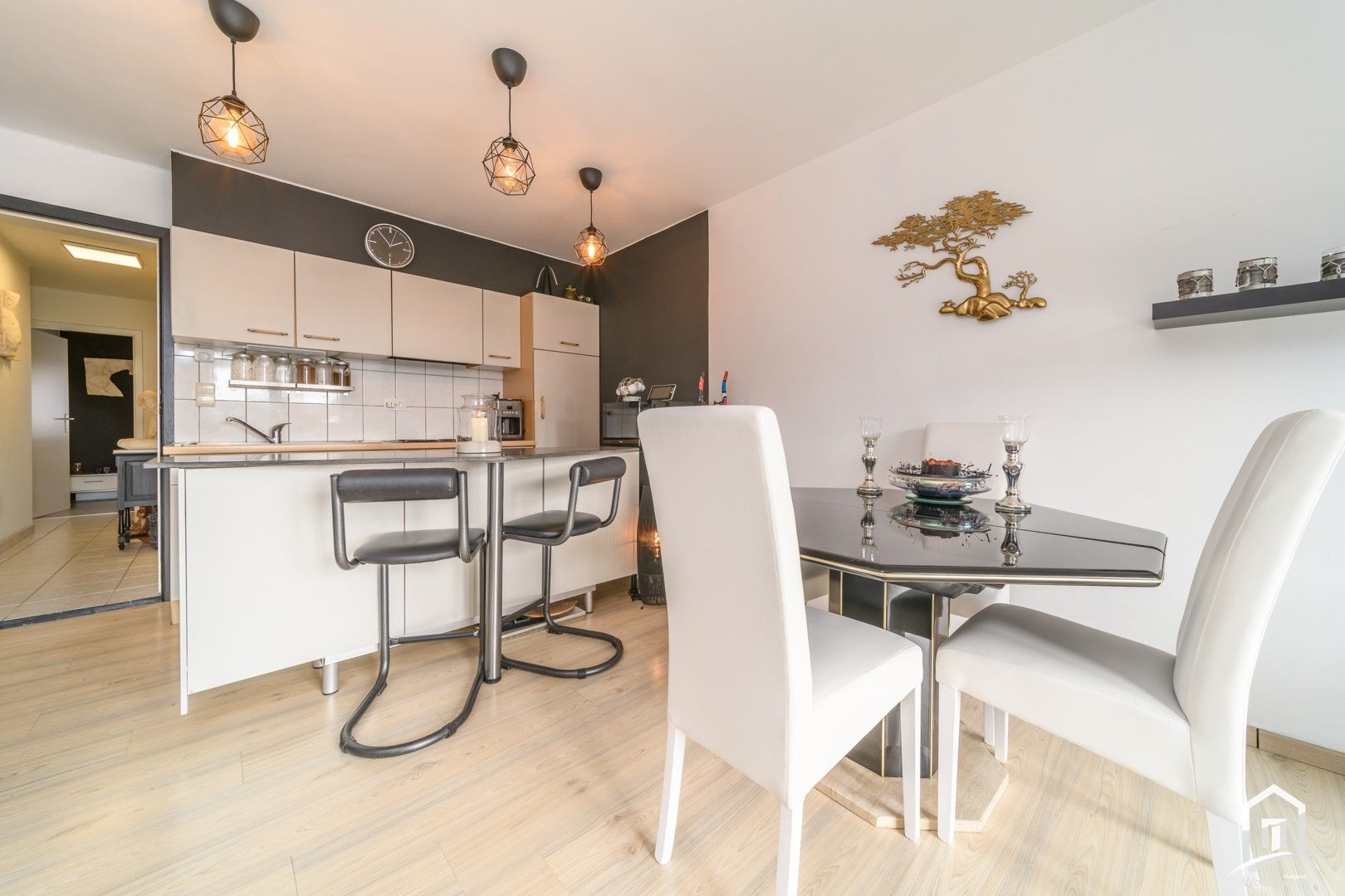 Handelspand met woonst in het hartje van Temse foto 20