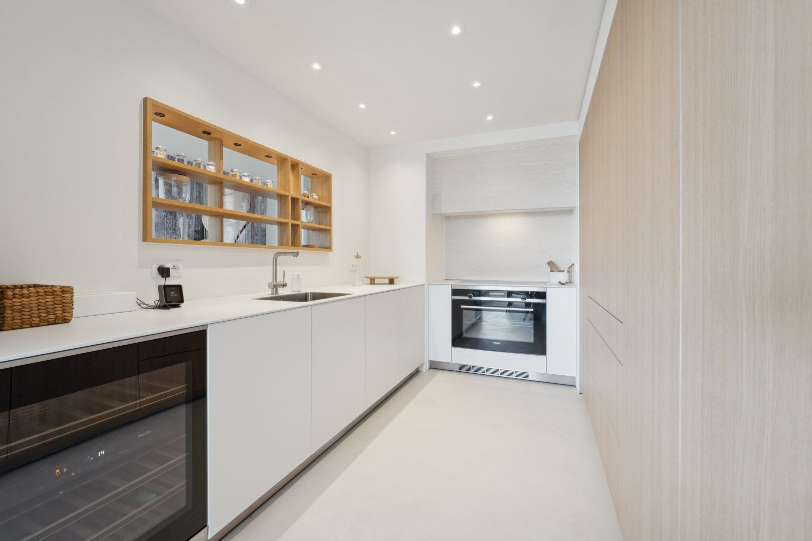 Instapklaar en volledig bemeubeld appartement met prachtig uitzicht in Het Zoute foto 7
