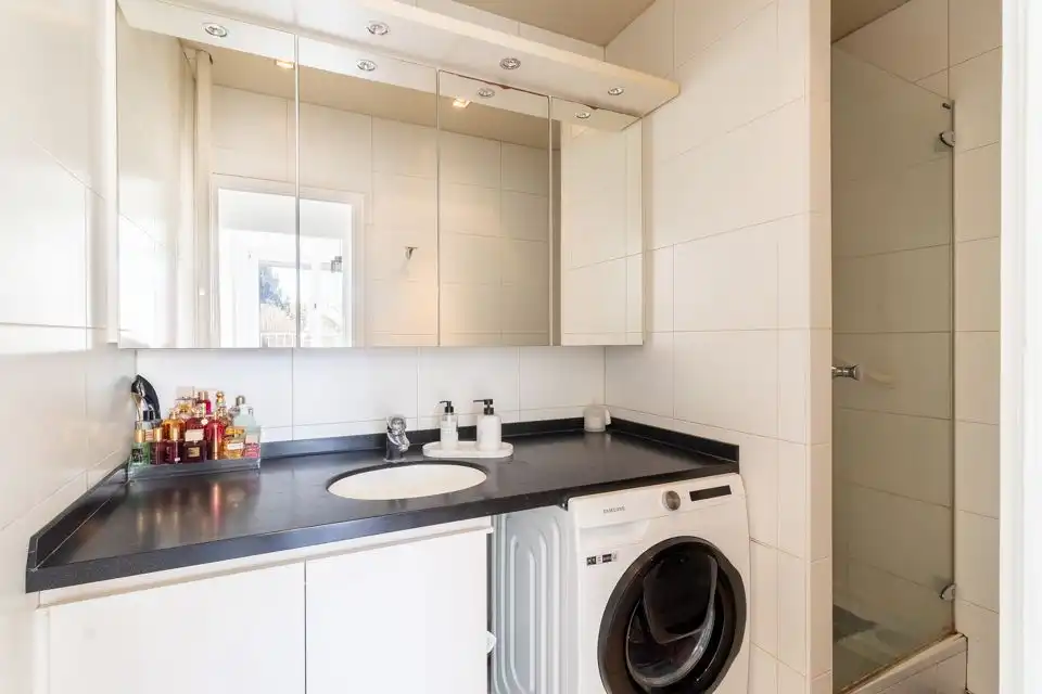 Instapklaar appartement met 3 slaapkamers en ruim terras foto 11