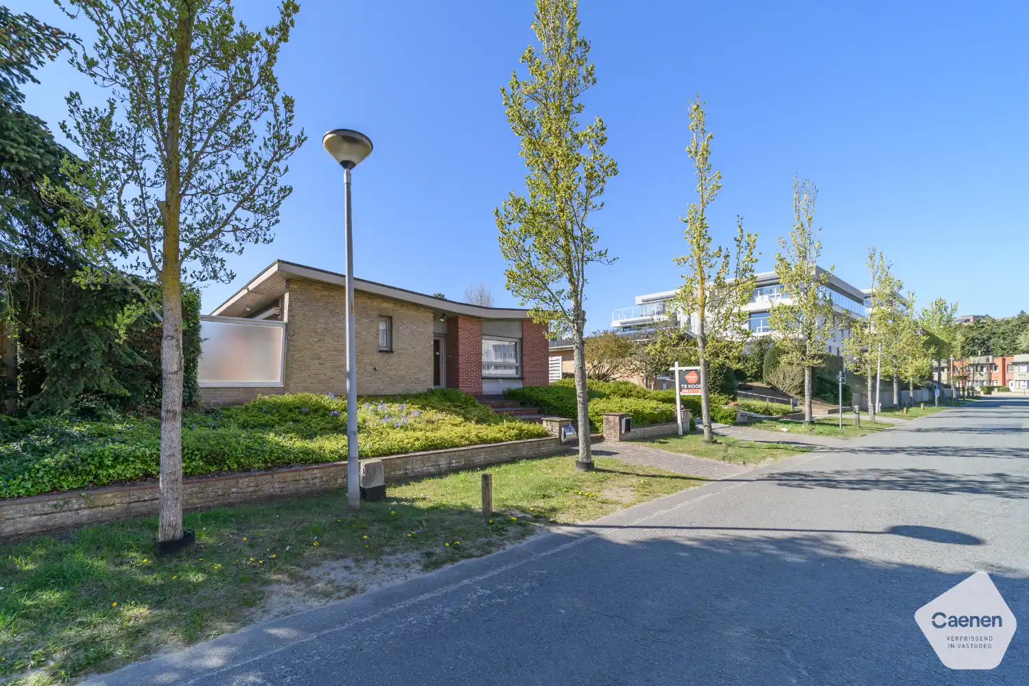 Charmante alleenstaande villa met ruime zuidgerichte tuin en garage in De Panne foto 14