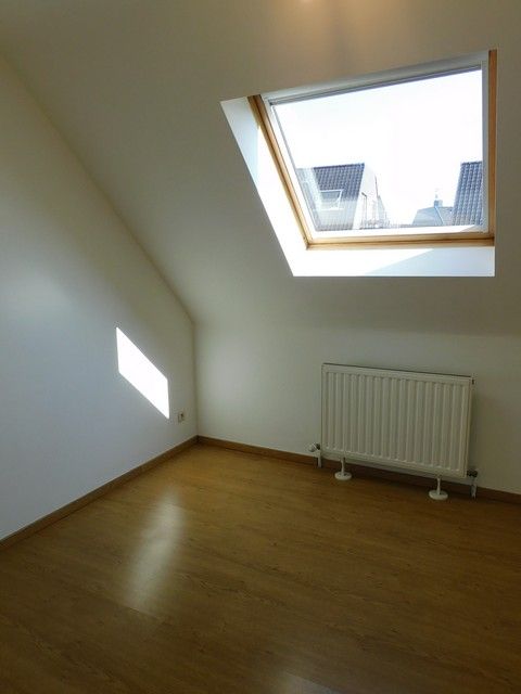 Ruim duplex appartement met 3 slaapkamers in het centrum   foto 10