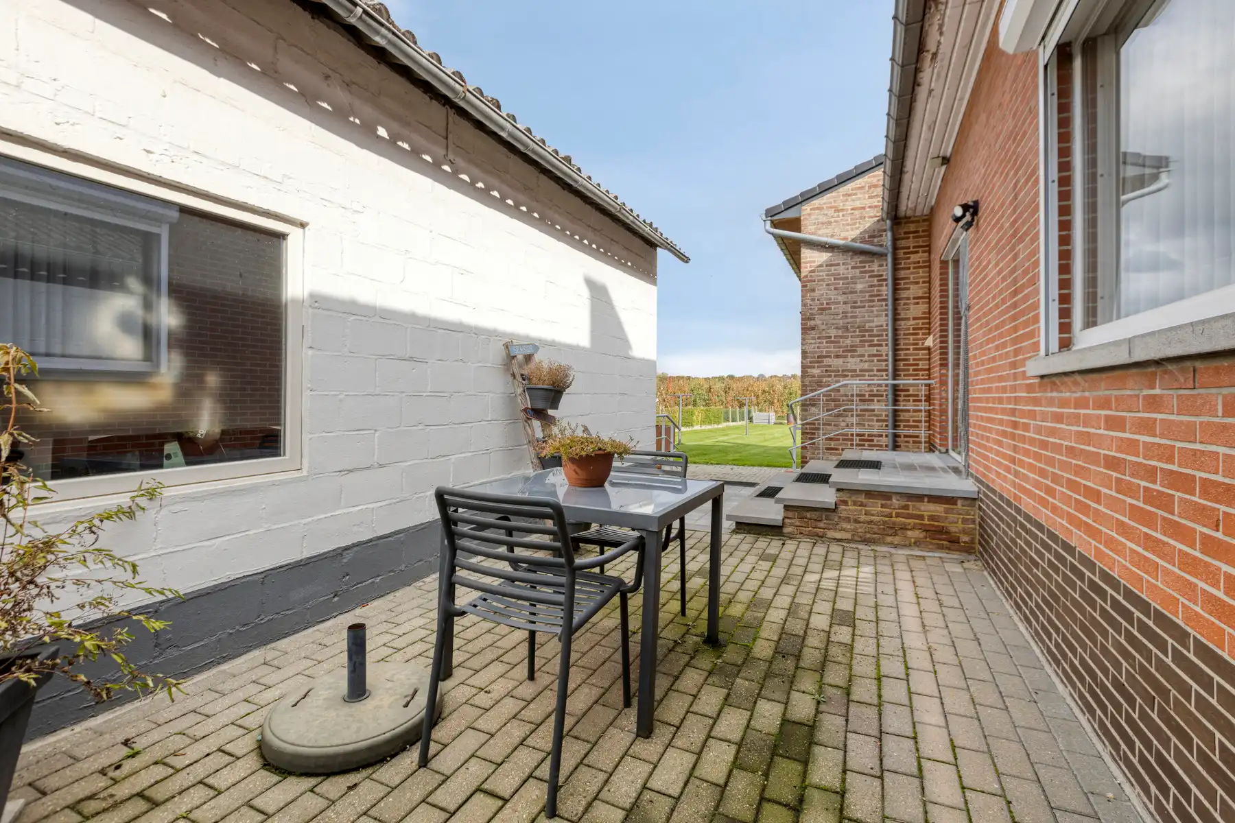 Huis met opslag, ruime tuin en mog. tot kangeroe/zorgwoning foto 34