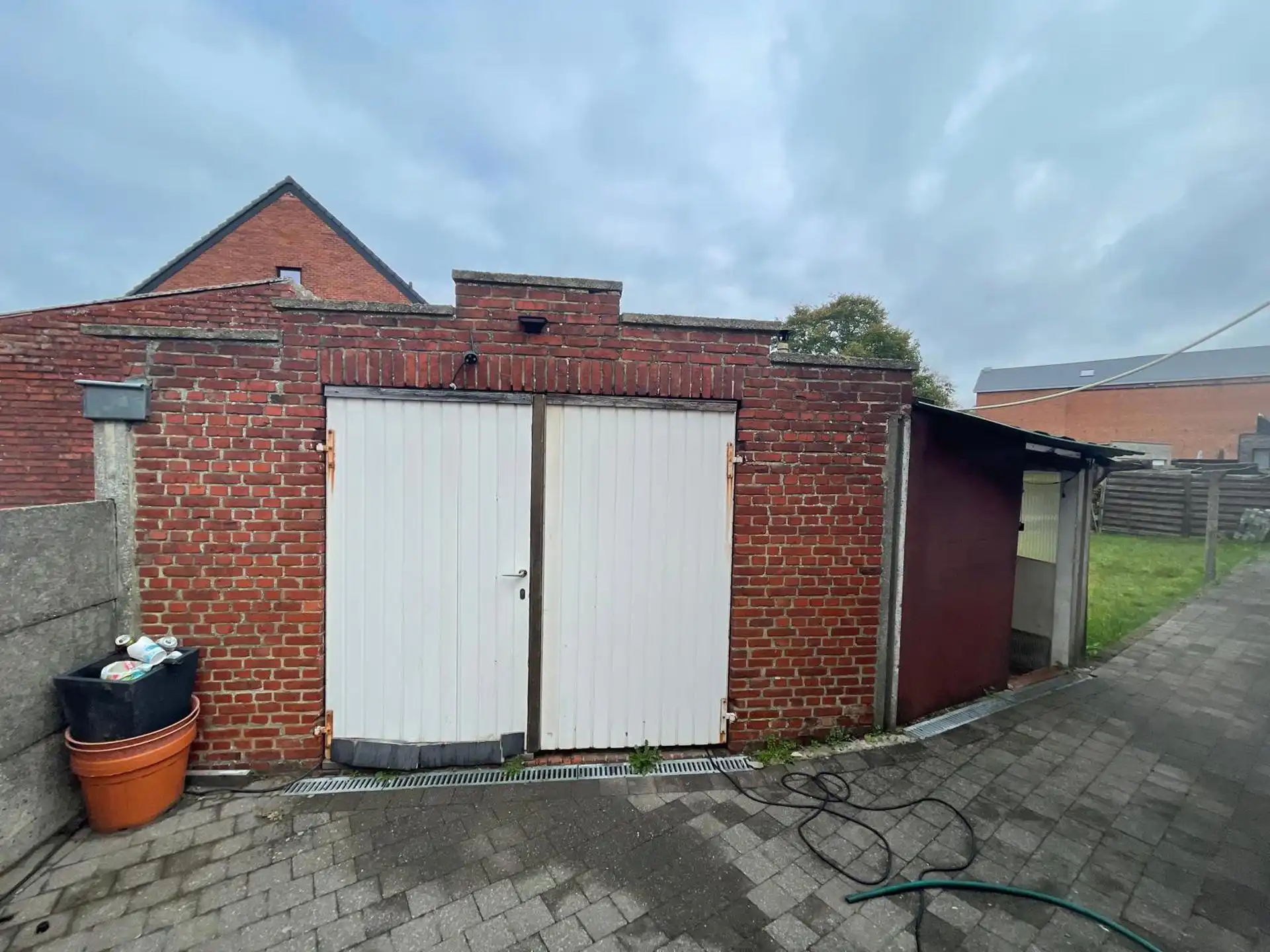 Te renoveren woning met 3 slaapkamers foto 14