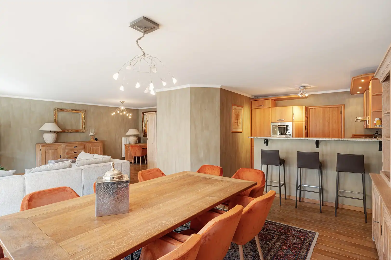 Ruim appartement van 152 m² in het centrum van Knokke. foto 12