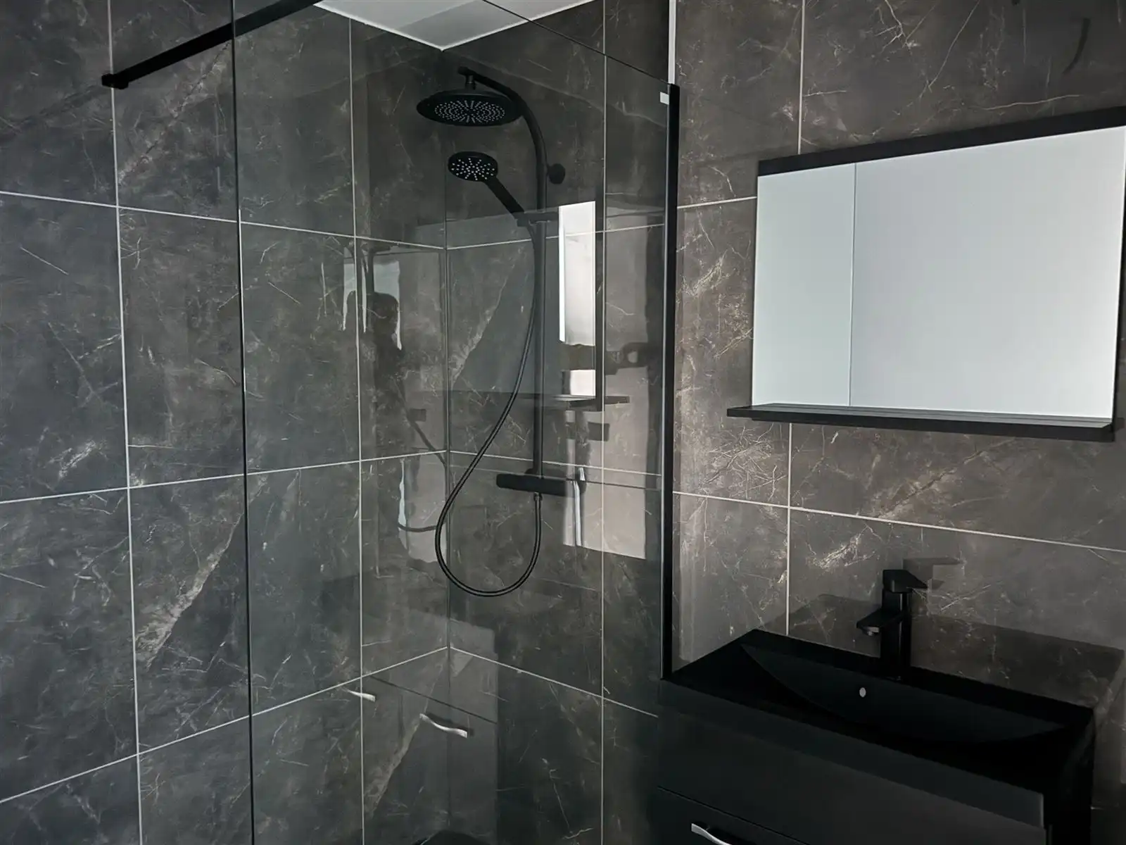 2 Slaapkamerappartement met terras - 85m² Woonoppervlakt foto 7