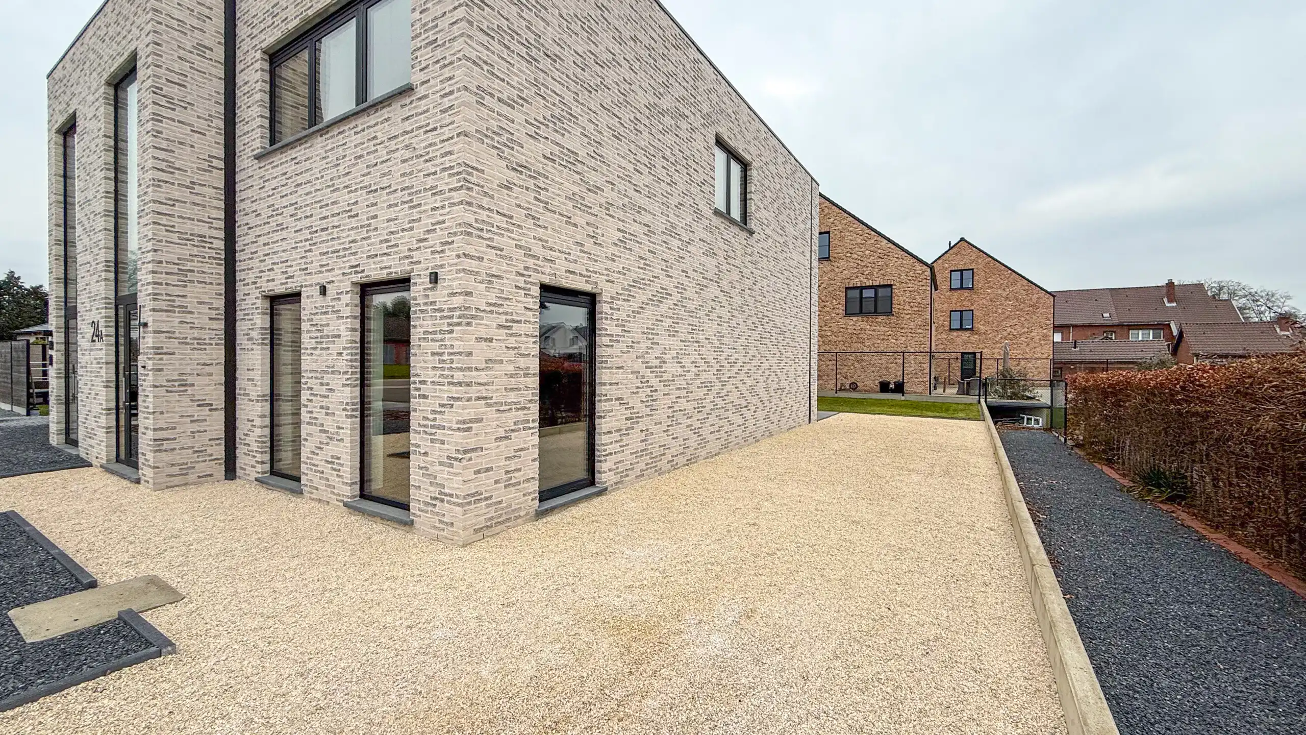 Instapklare nieuwbouwwoning met 3slaapkamers en onder 2% RR! foto 33