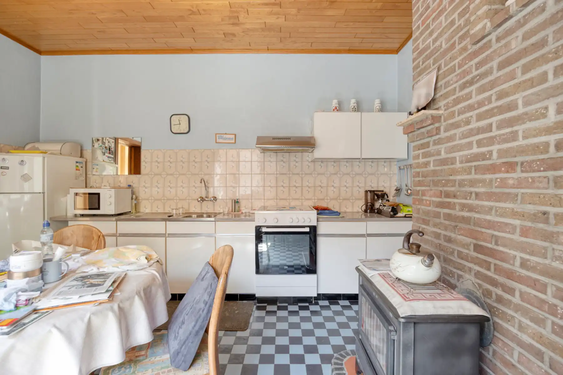 Te renoveren woning op uiterst rustige locatie foto 12