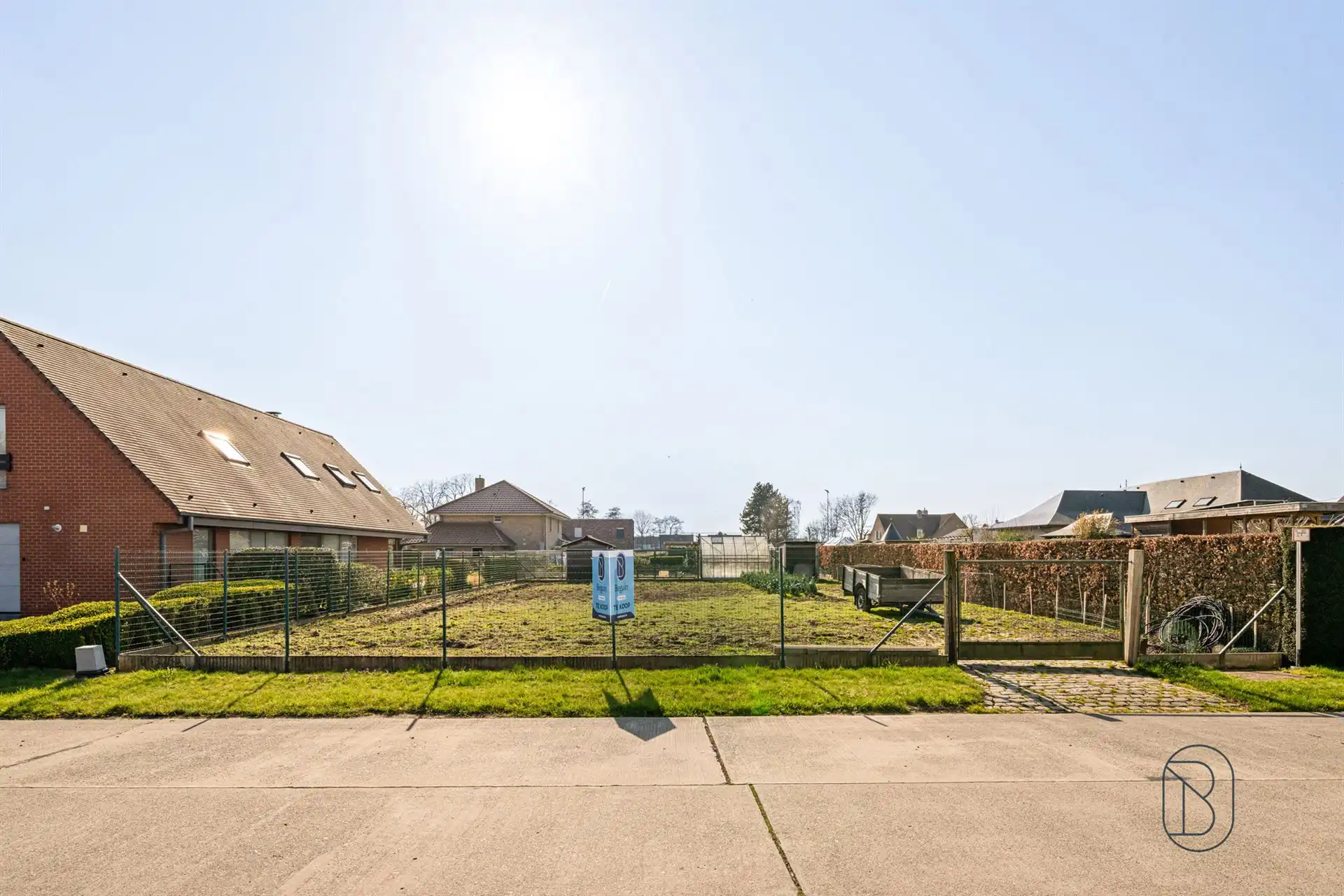 Bouwgrond 756m² voor villa, in Outrijve foto 2