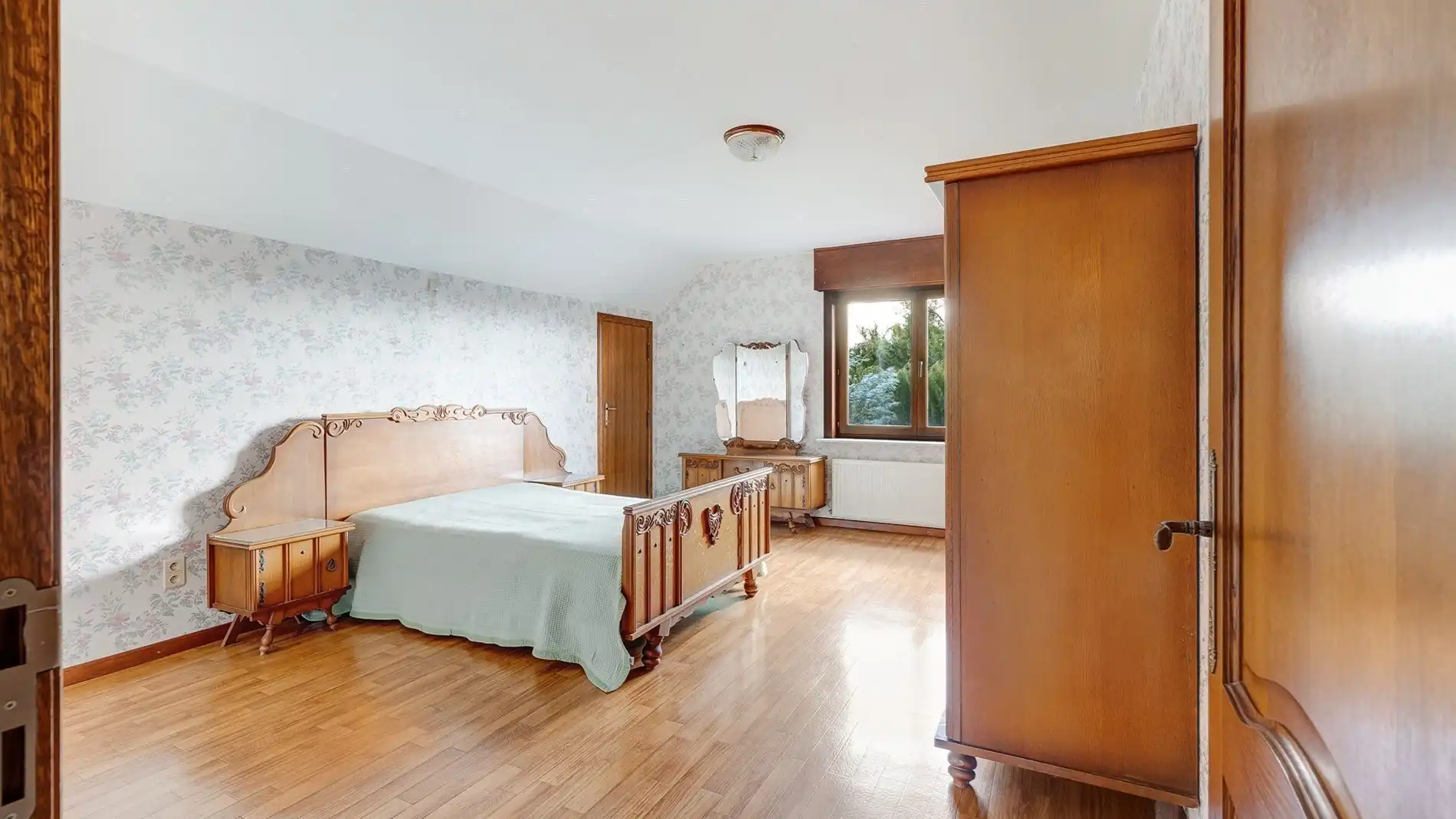 Grote alleenstaande villa te Dudzele foto 16