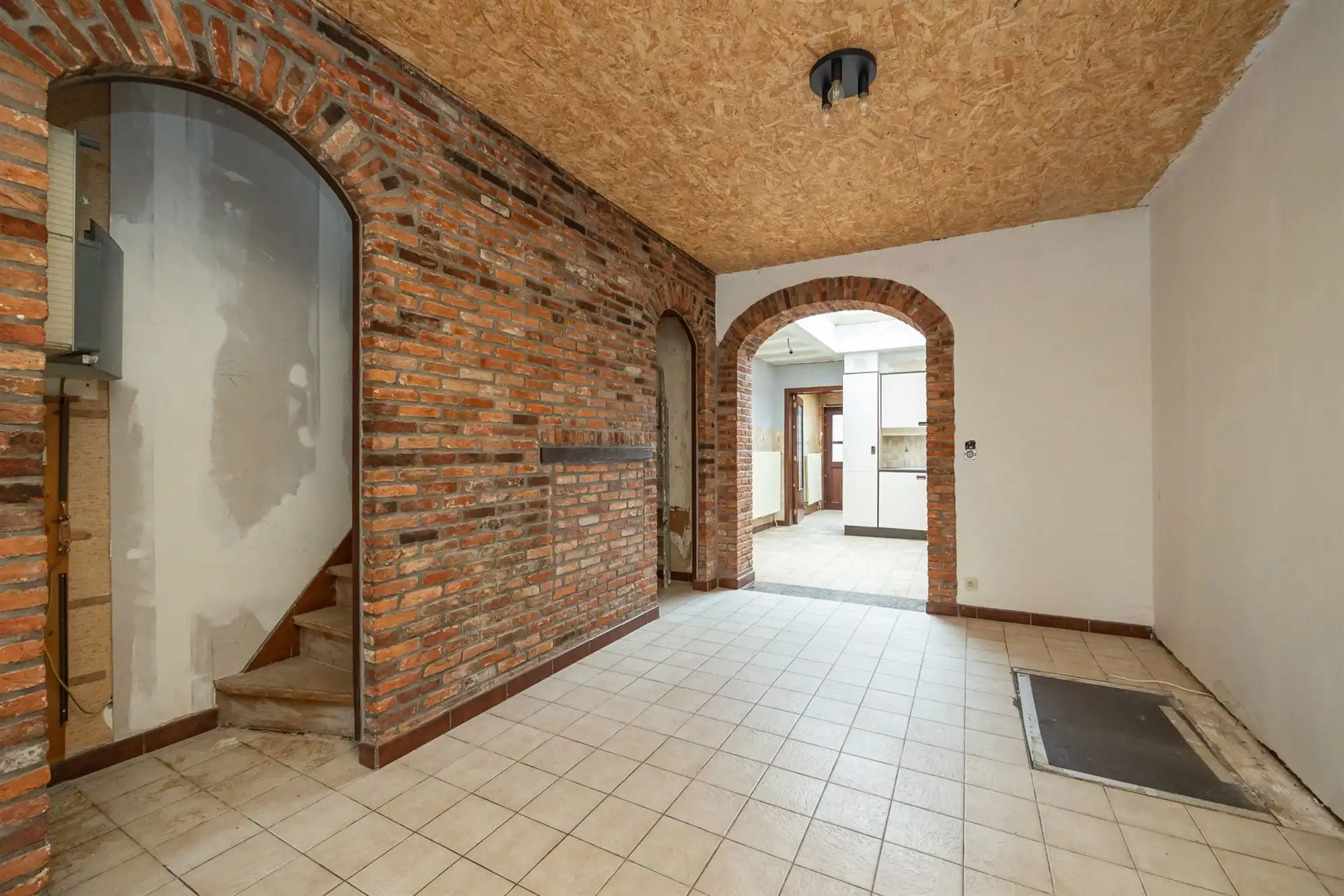 Te renoveren woning met 2 slaapkamers in Mechelen foto 4