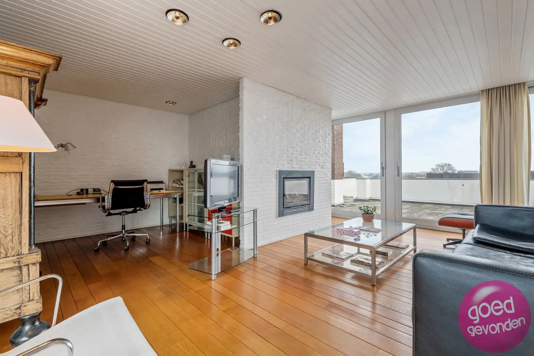 PENTOUSE 145 m² - 2 SLK - TERRAS 100 m² - LIFT - PARKING MGL foto 9
