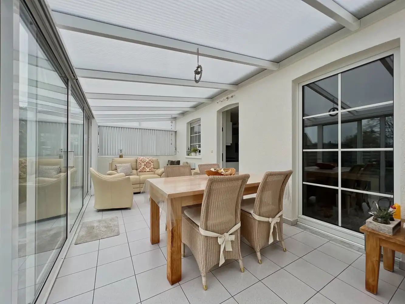 Topper! Ruime gezinswoning op 1640m² met garage! foto 8