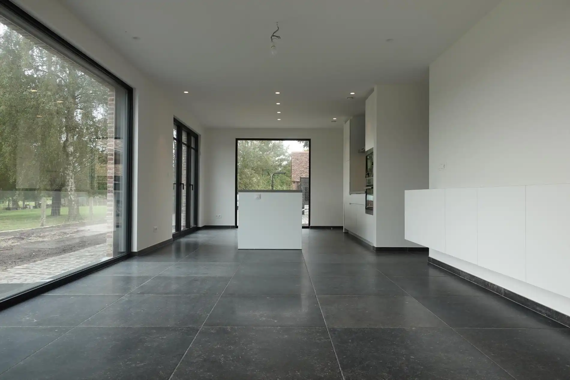 Prachtige villa met ruime tuin, landelijk uitzicht en uitgebreid beveiligingssysteem foto 13