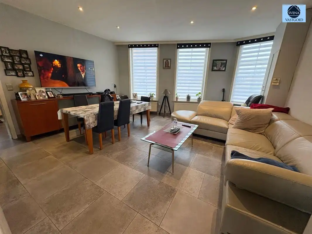 ZEER GOED GELEGEN WONING NABIJ CENTRUM foto 4