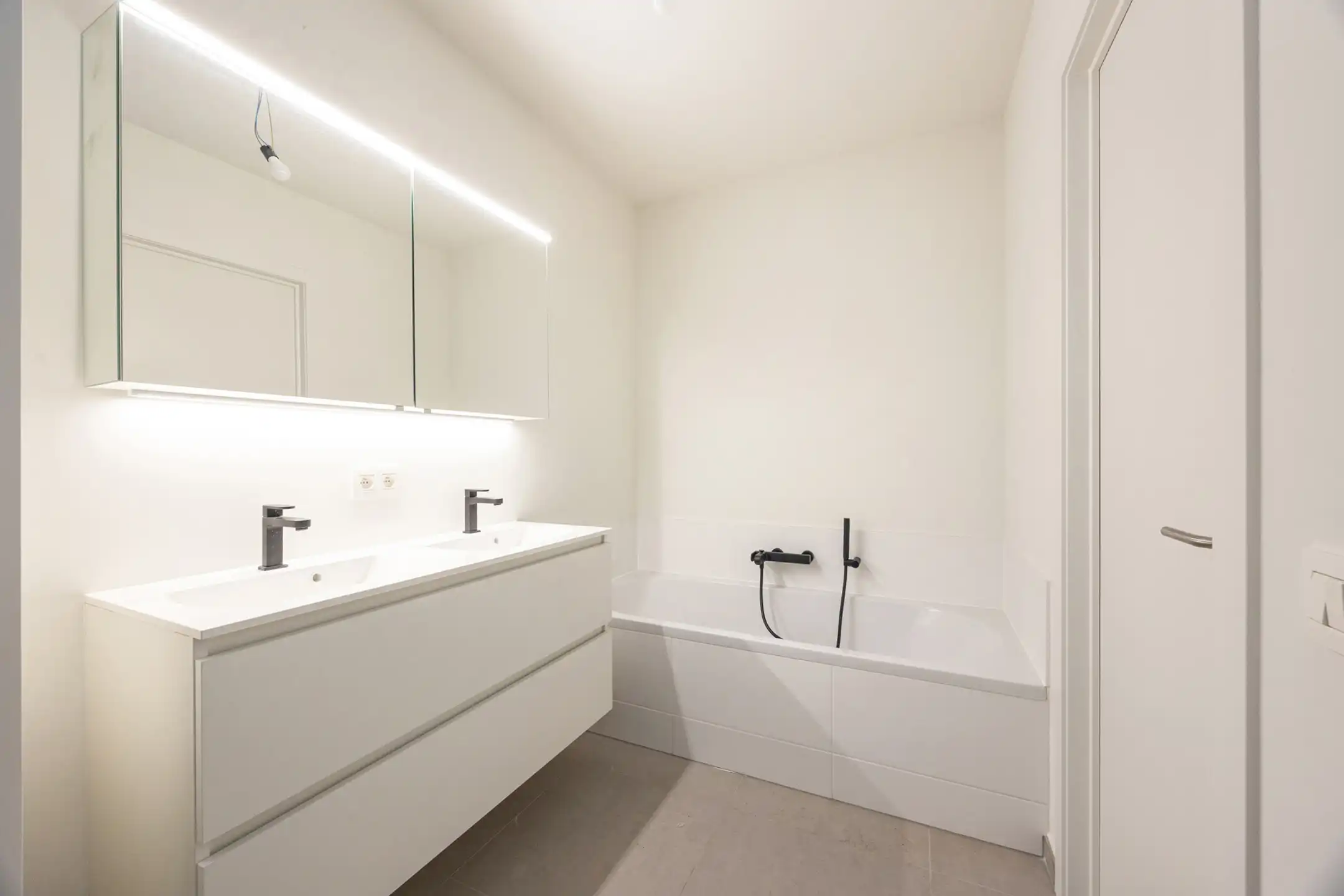 ANTWERPEN - Prestigieus woonproject  foto 8