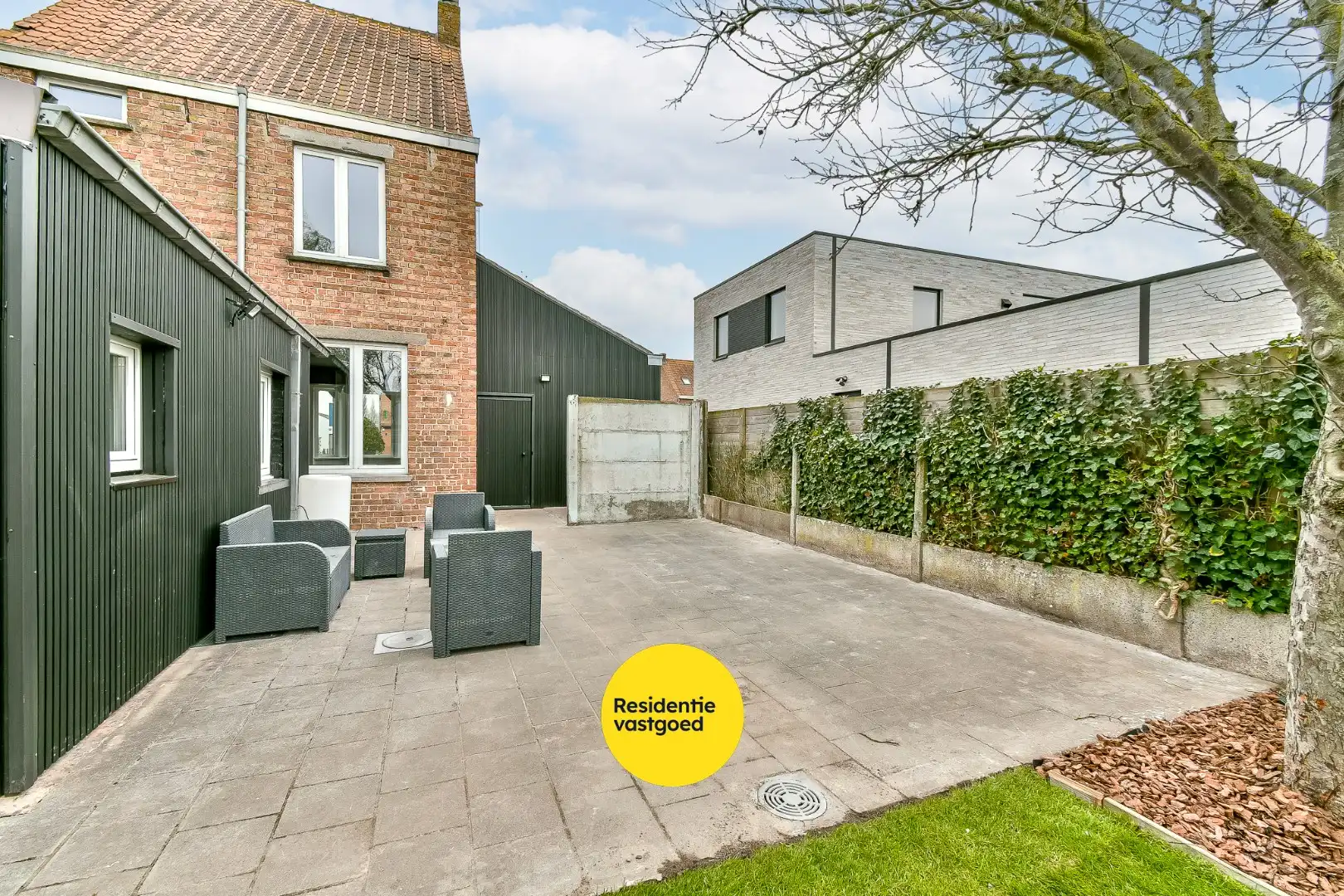 Instapklare woning met 3 ruime slaapkamers en zonnige achtertuin nabij centrum Gistel foto 14