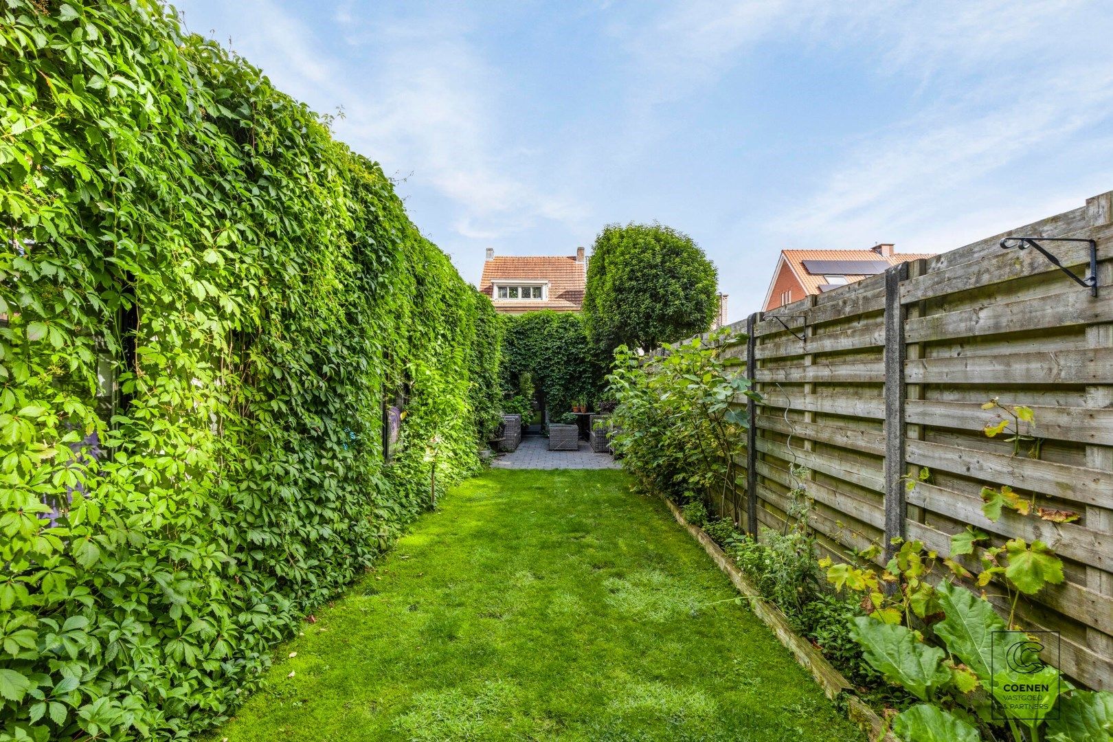 Prachtige, volledig instapklare HOB met 3 slaapkamers, een bewoonbare oppervlakte van 260 m² en een magazijn van +/- 250 m² foto 26