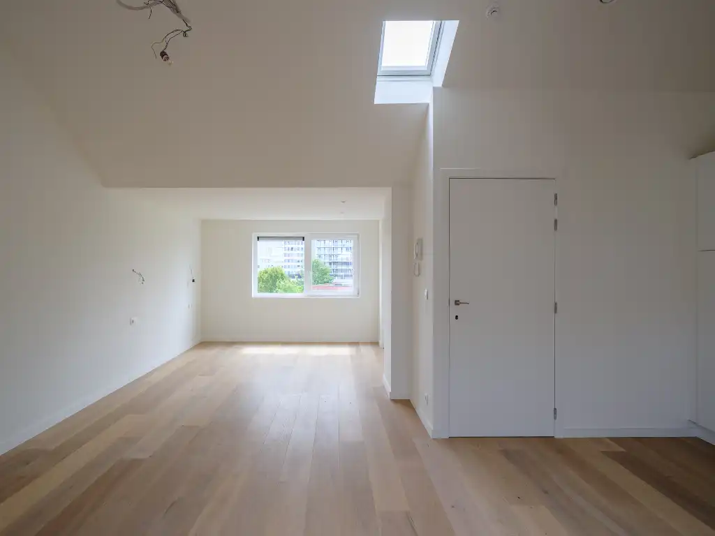 Lichtrijke studio nabij het centrum en Watersportbaan. foto 4