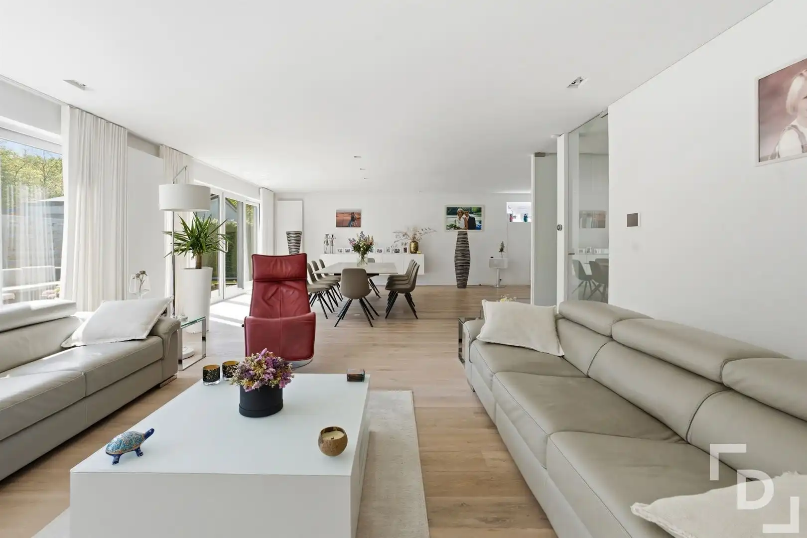 Moderne villa met hoogwaardige afwerking op topligging! foto 2