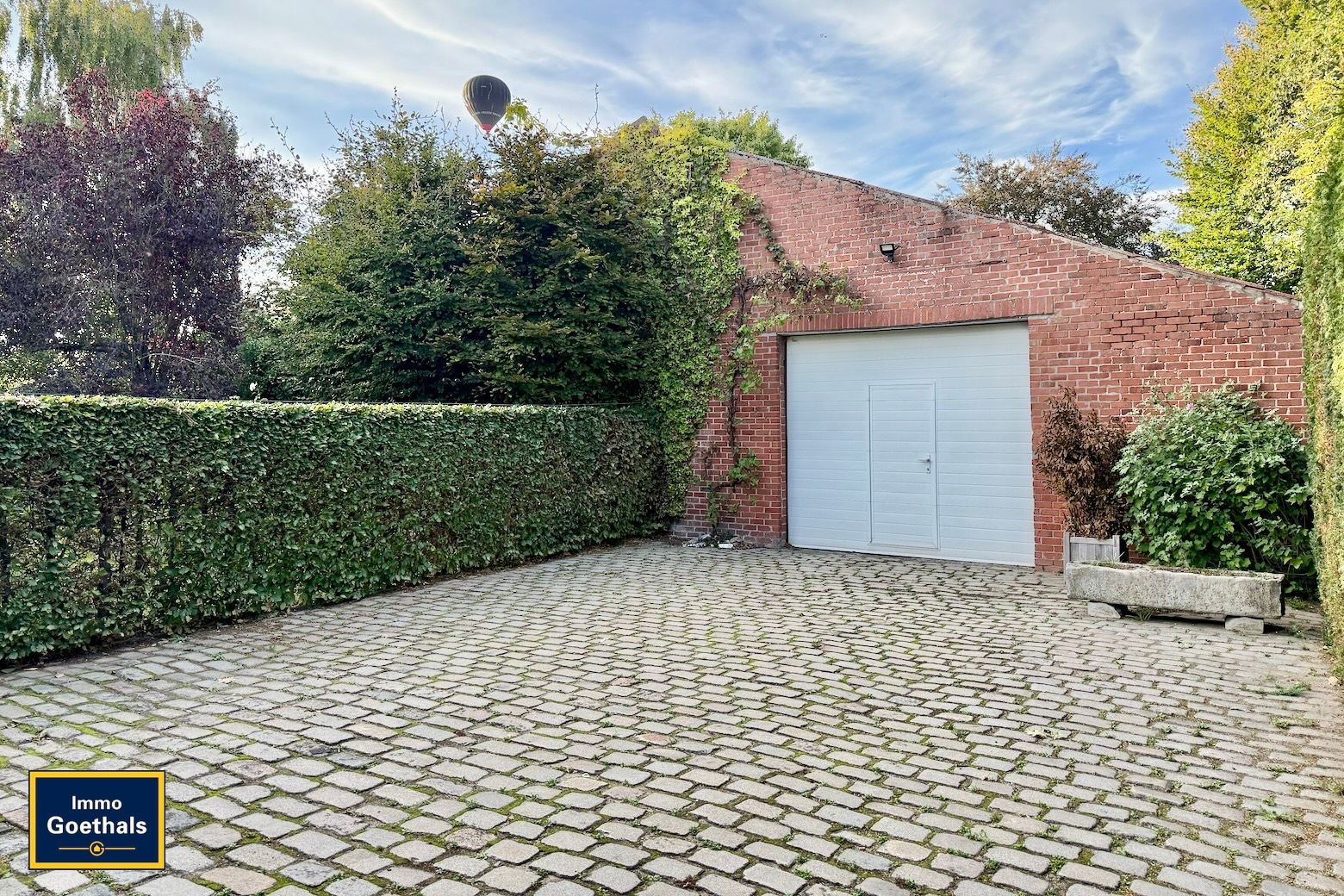 Charmante goed onderhouden villa met loods / magazijn van 656m²   foto 22