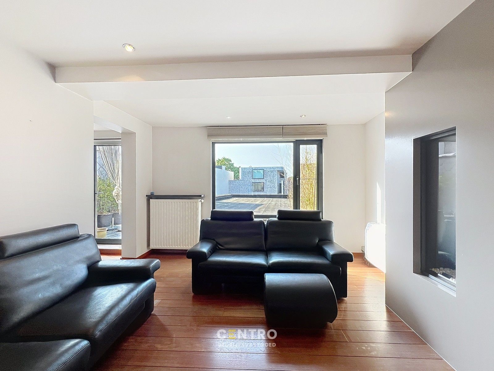 INSTAPKLARE woning met riant dakterras en incl. ondergrondse garage te Tielt! foto 11