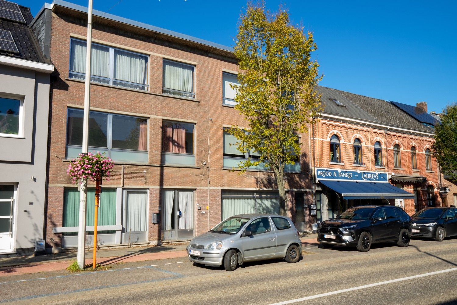 Opbrengsteigendom in het hart van Rillaar: 4 appartementen met terras en privé staanplaatsen foto 25