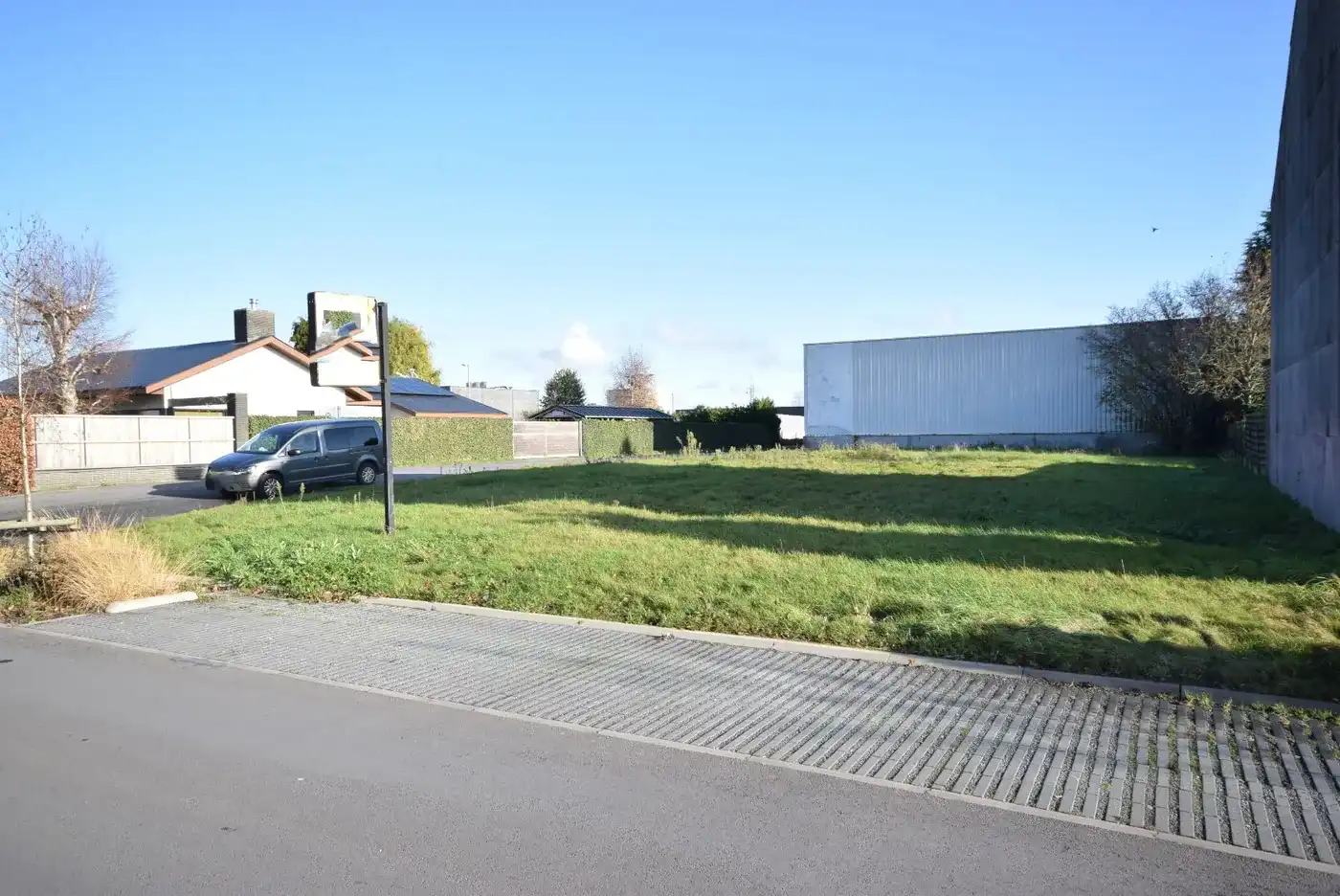 HANDELSRUIMTE/LOODS  EN BOUWGROND IN MAMMOET CENTRUM TE ROESELARE  foto 11
