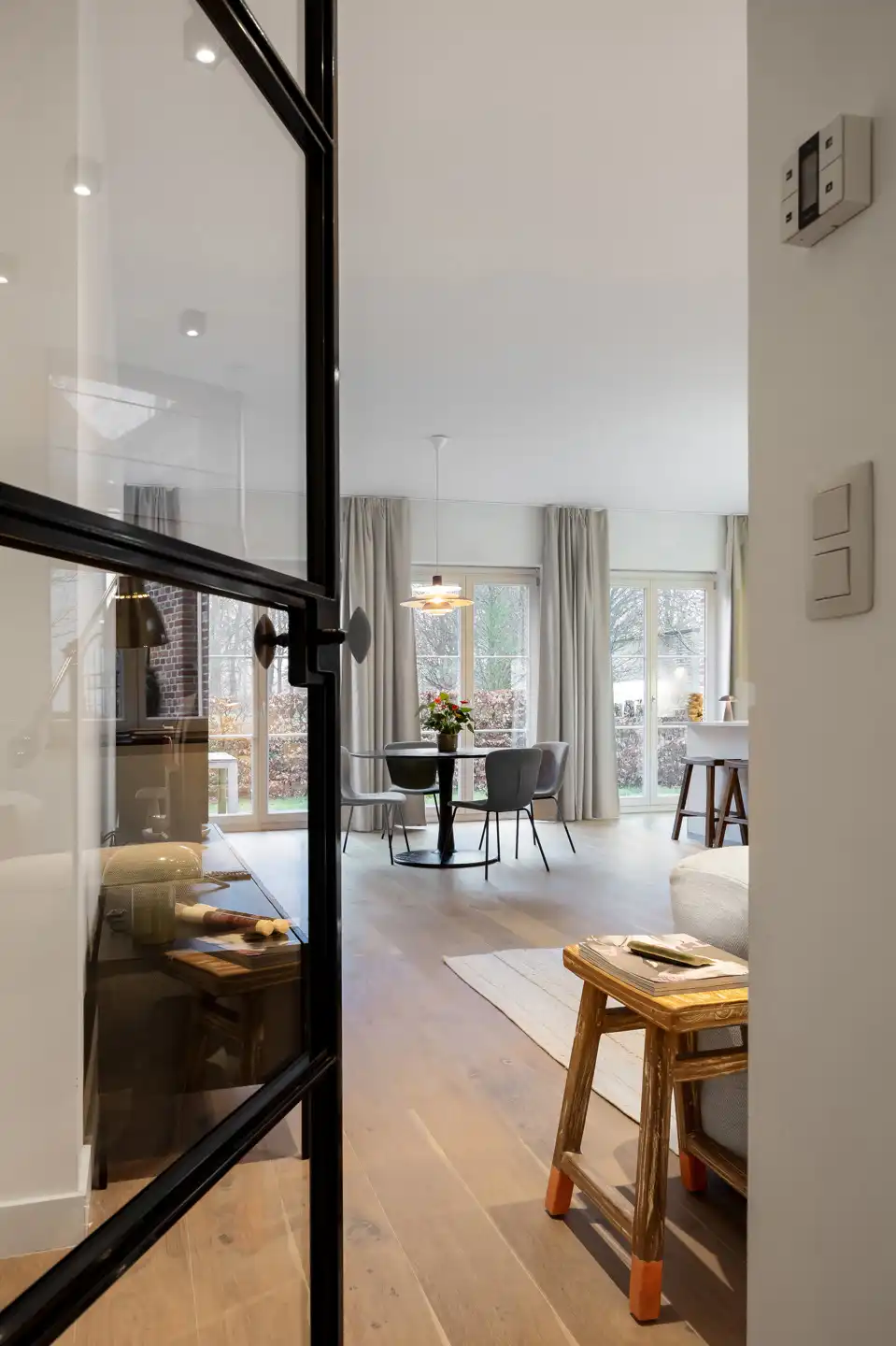 Ruim gelijkvloers appartement met gezellige tuin in Zoersel foto 2
