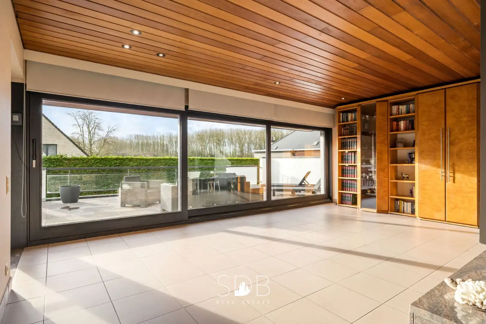 Prachtige ruime villa met gezinstuin + appartement op 2.135m² foto 24