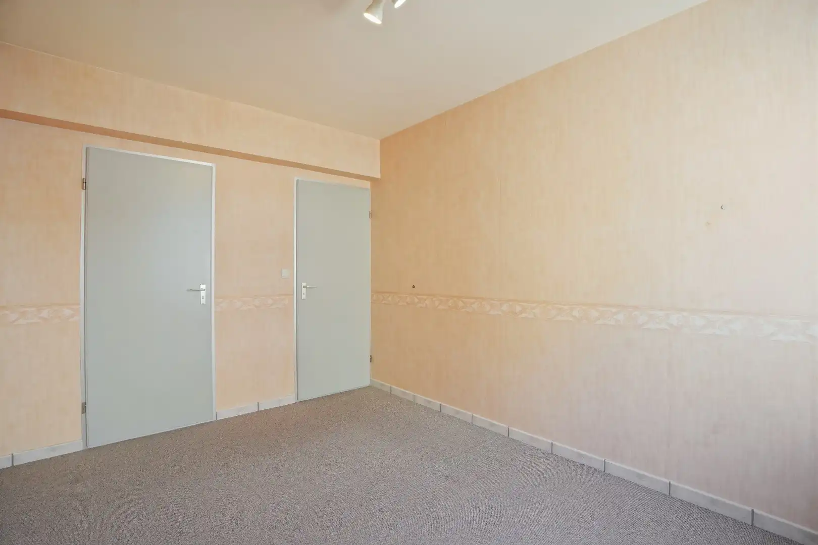 Op te frissen 2-slaapkamerappartement (73m²) te Koksijde Sint-Idesbald.  foto 15