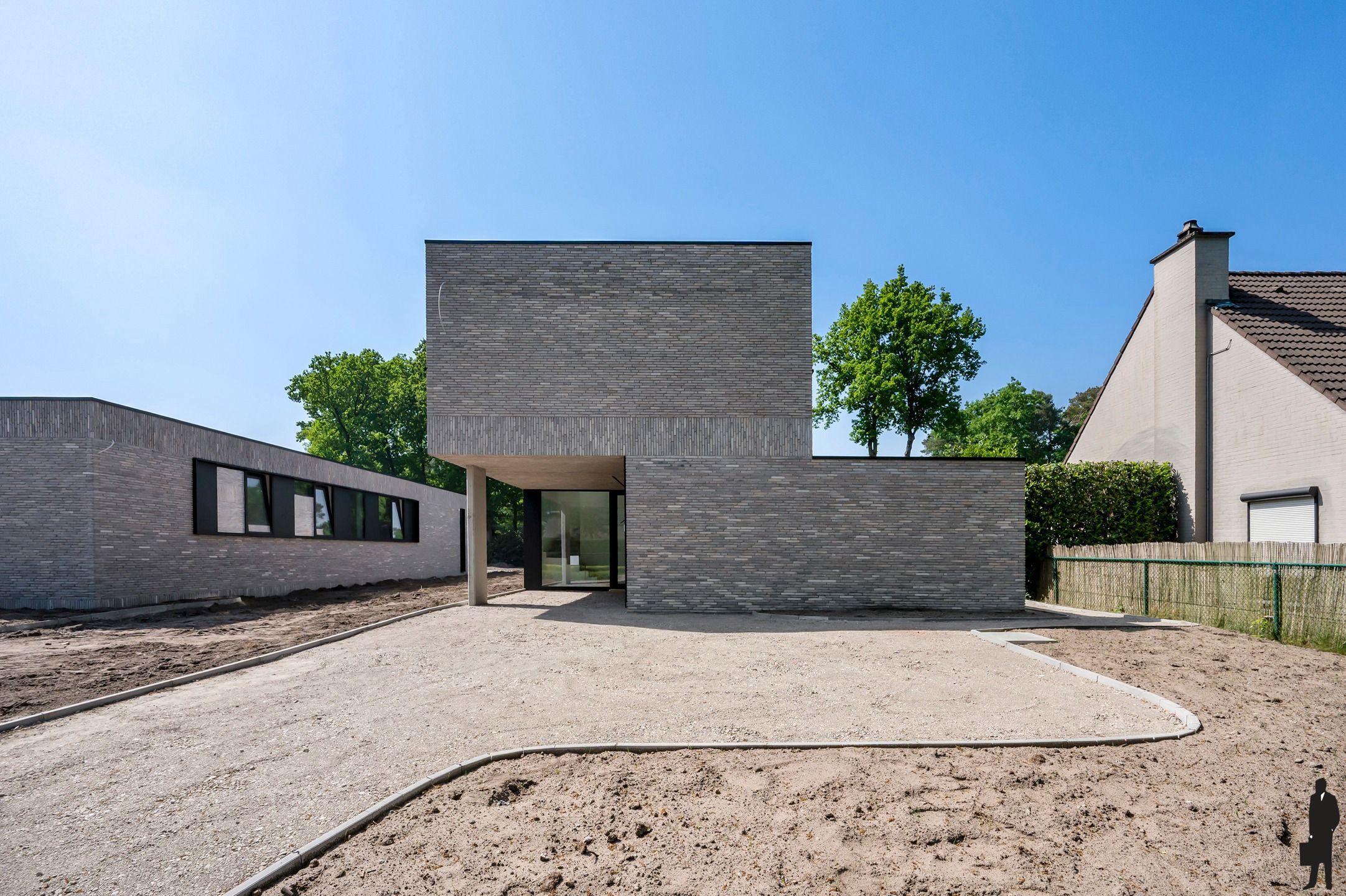 Moderne nieuwbouwwoning op een perceel van ca. 825 m²!  foto 29
