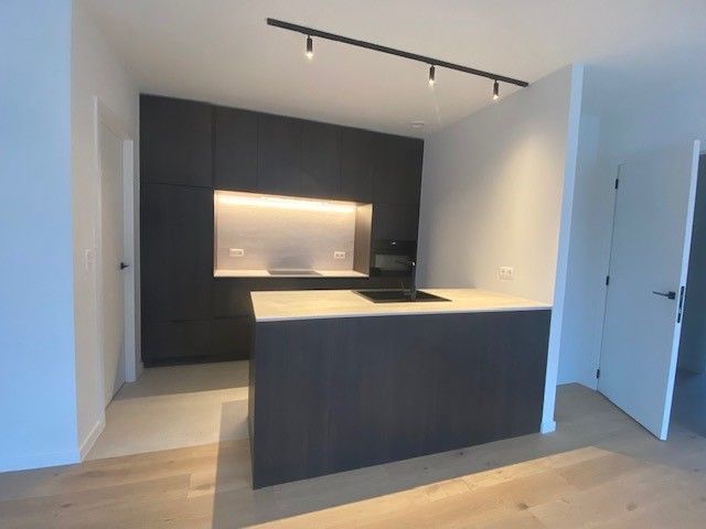 Nieuwbouw 2-slaapkamer hoek-appartement in centrum Hasselt foto 3