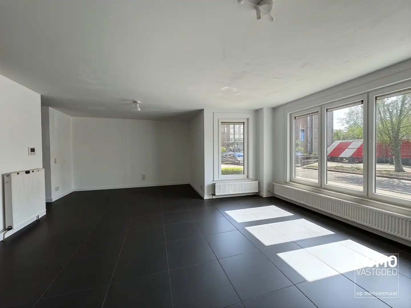 Gelijkvloers appartement met tuin en ondergrondse garage te Kermt - energielabel B -121m² bewoonbare oppervlakte foto 3