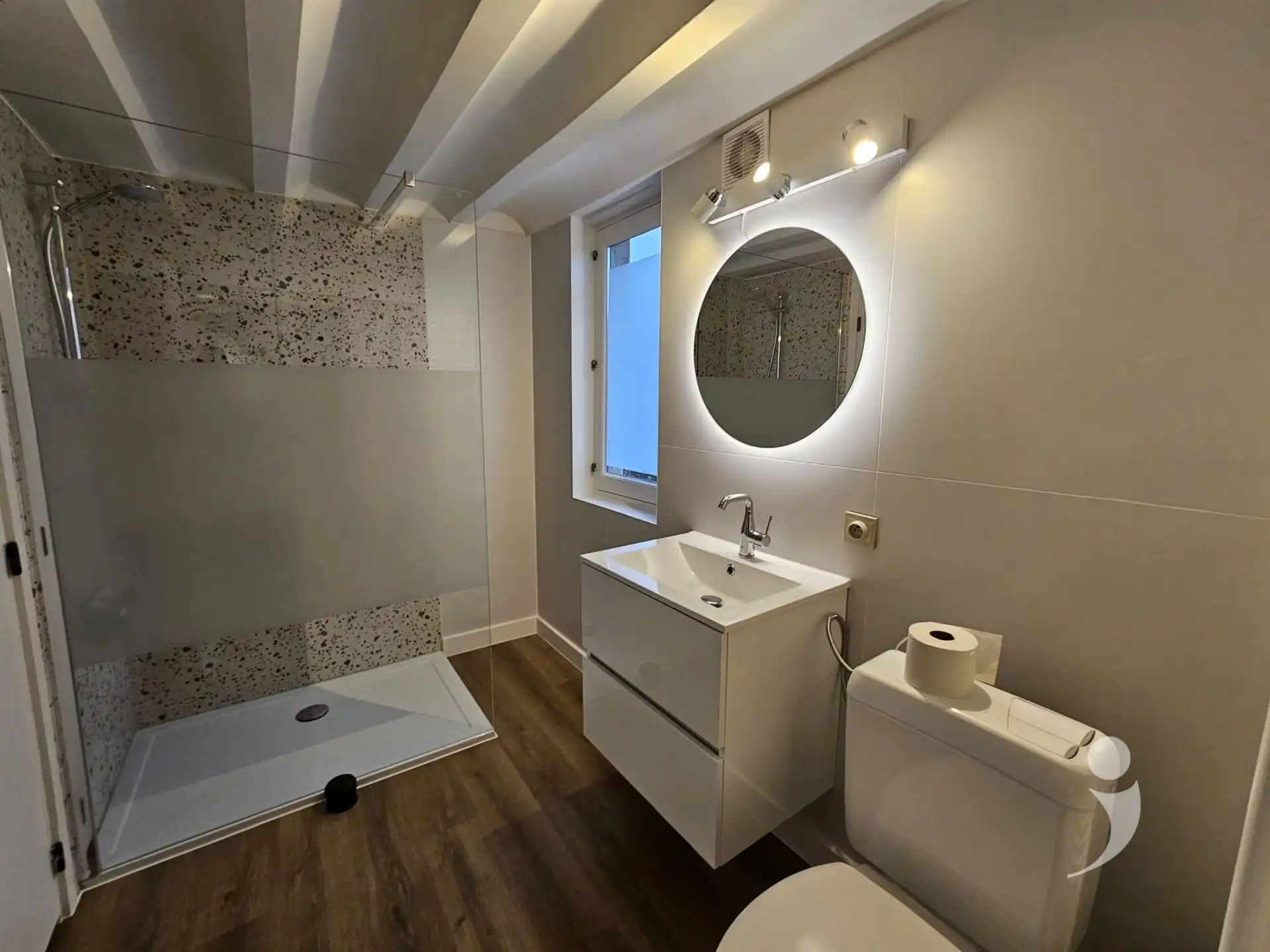 Gerenoveerd huis met historisch karakter foto 5