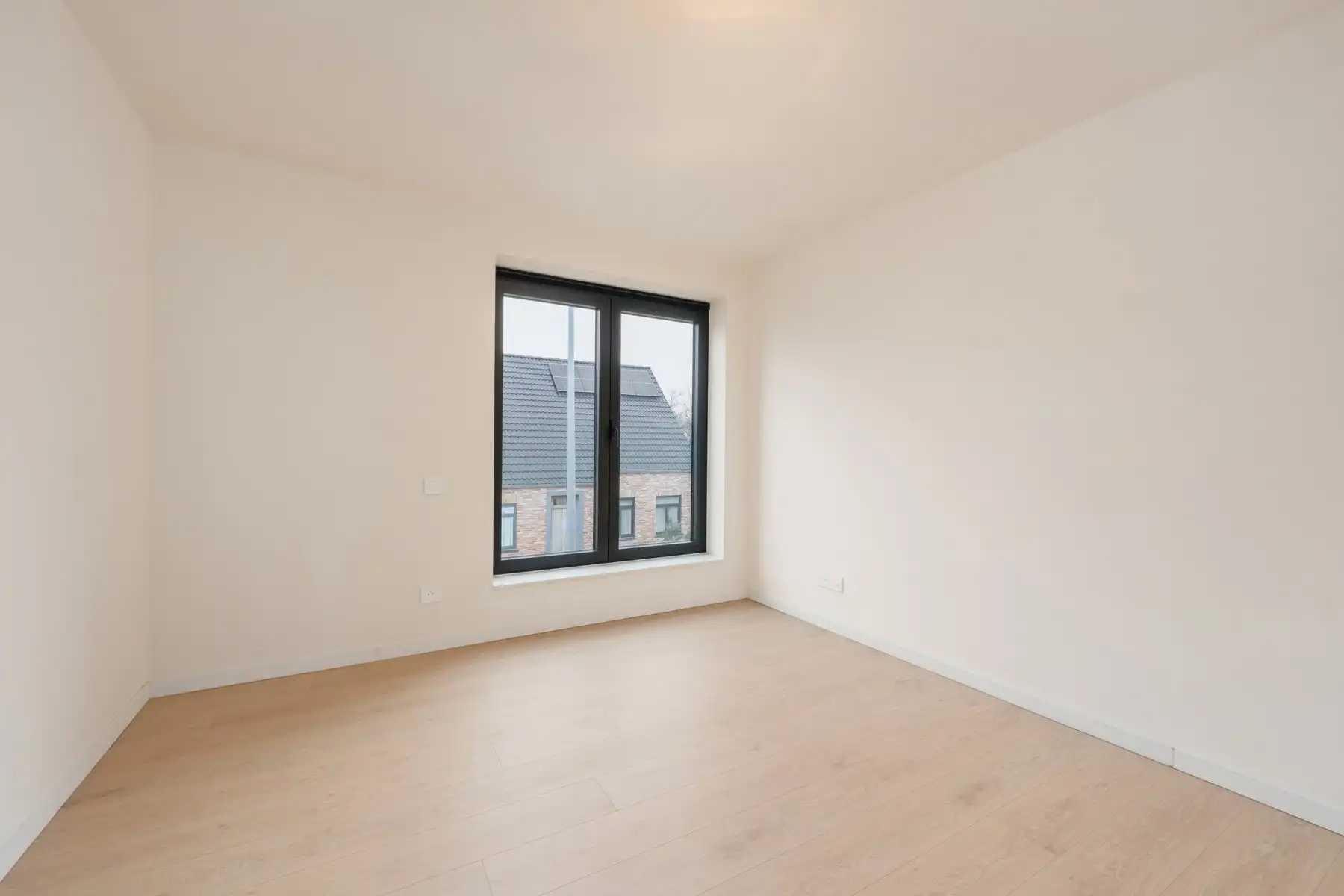 Moderne nieuwbouwwoning foto 9