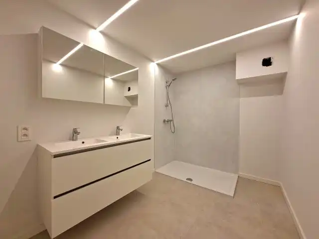 Volledig vernieuwd appartement foto 5