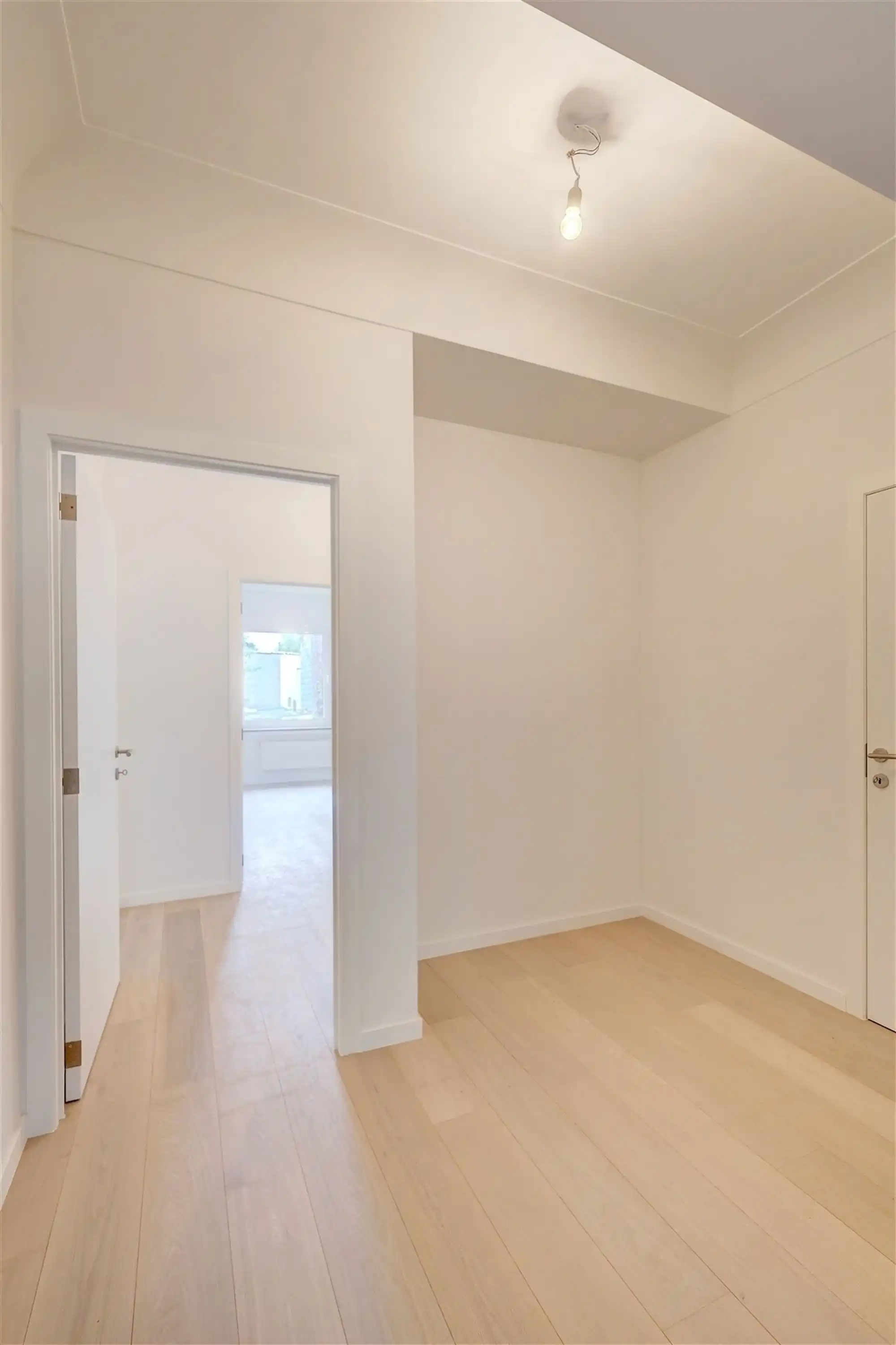 Nieuwbouw appartement met 2-3 slpks en terras Markgravewijk foto 13