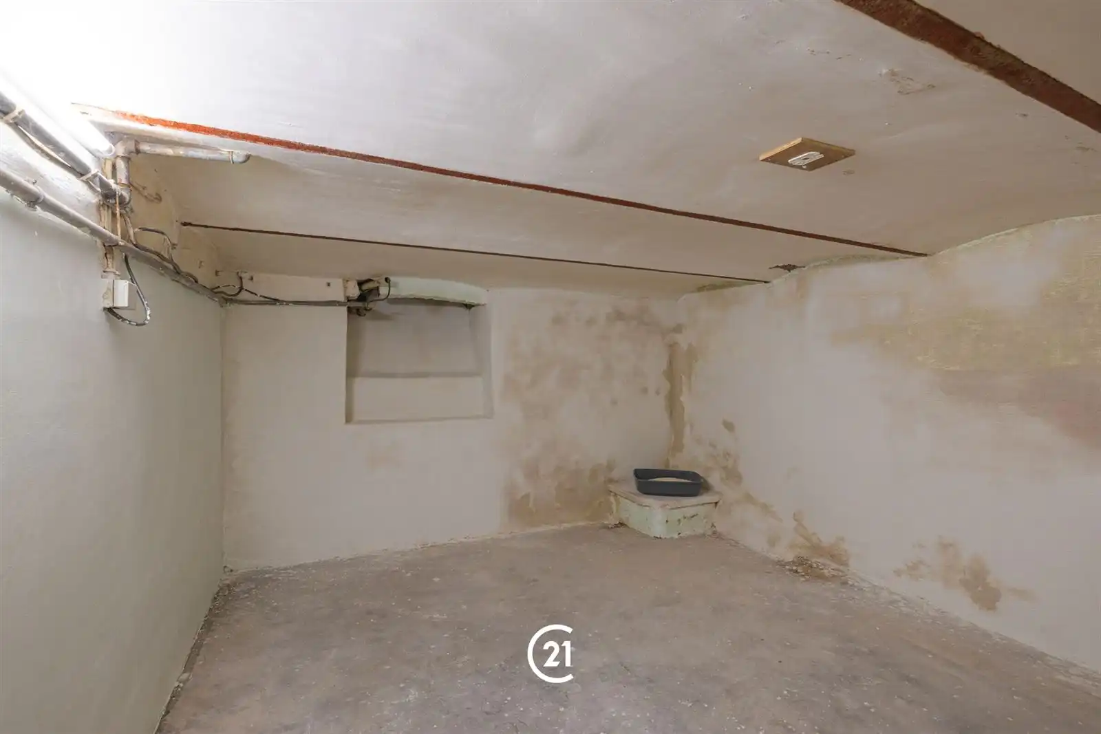 Instapklare woning in het centrum van Zottegem! foto 13