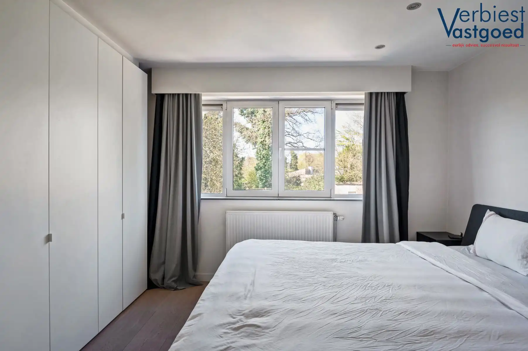 Exclusieve en lichtrijke villa met tuin op toplocatie foto 21