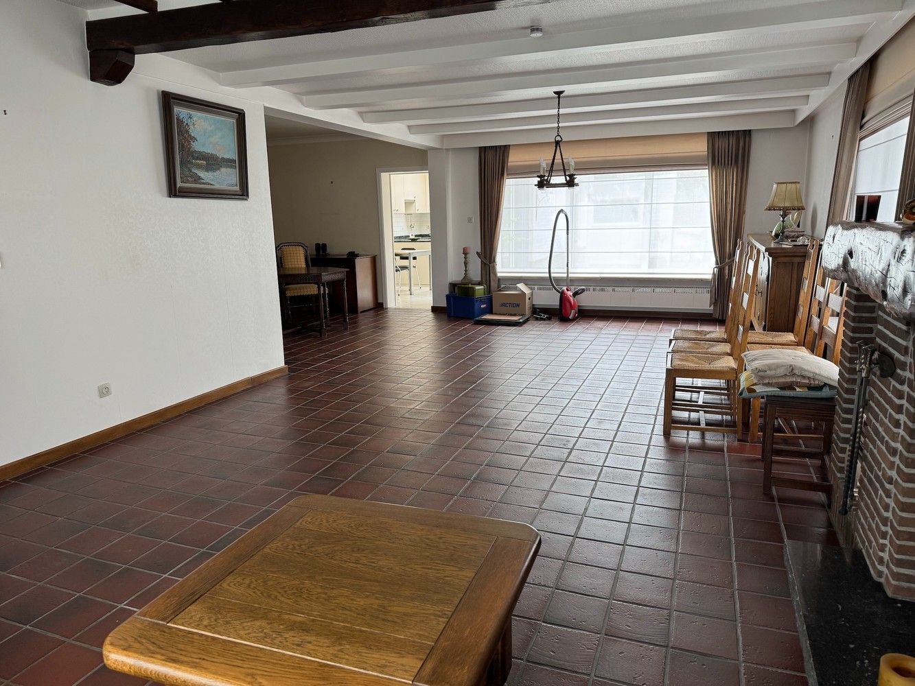 Goed verzorgde halfopen woning met 3 slaapkamers foto 4