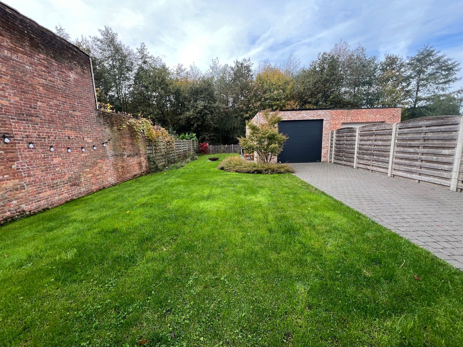 Instapklare HOB met 2slpk + bureau, tuin en garage foto 11