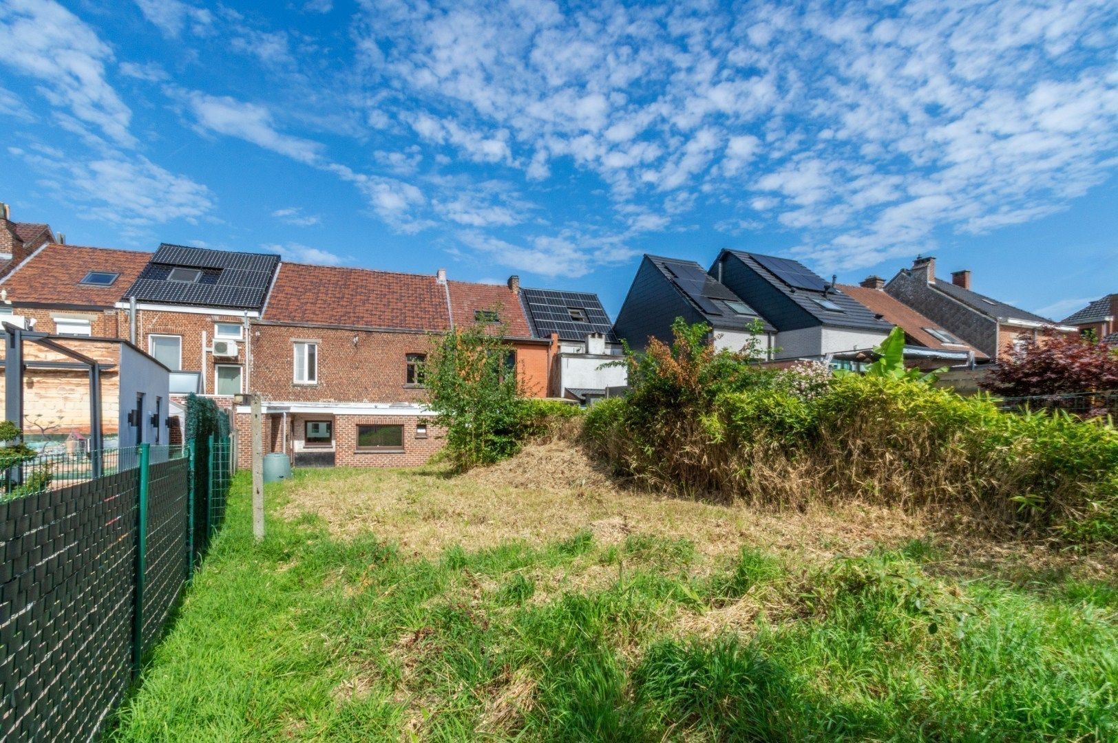 Ruime woning + kantoor te renoveren met 4 slaapkamers ! foto 9