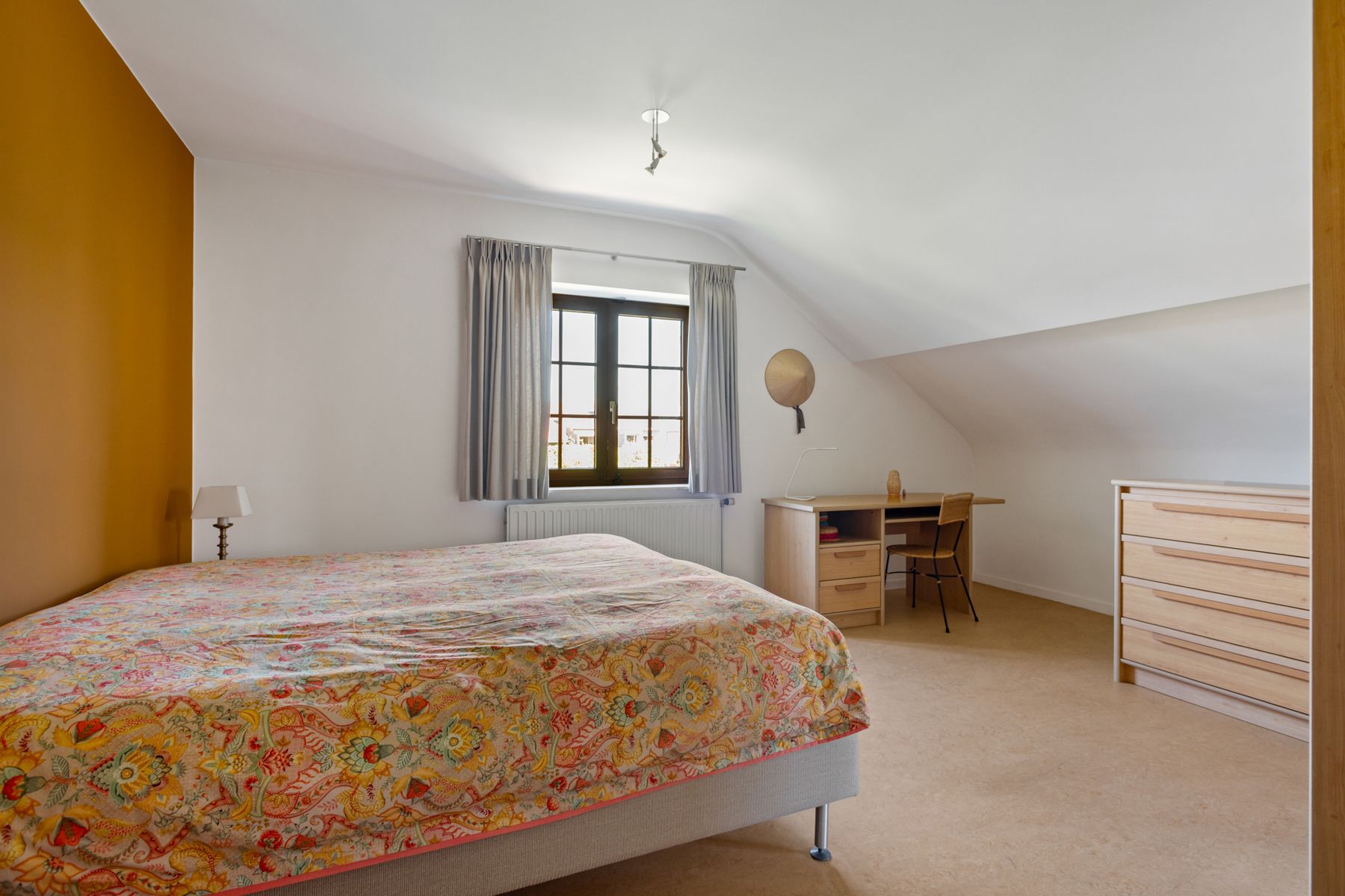 Ruime villa met praktijkruimte in rustige doodlopende straat. foto 26