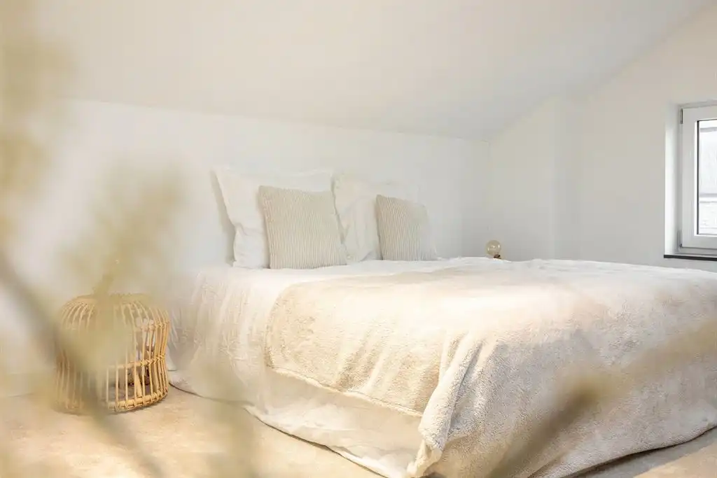 Stijlvol gerenoveerde villa met ruime tuin foto 25