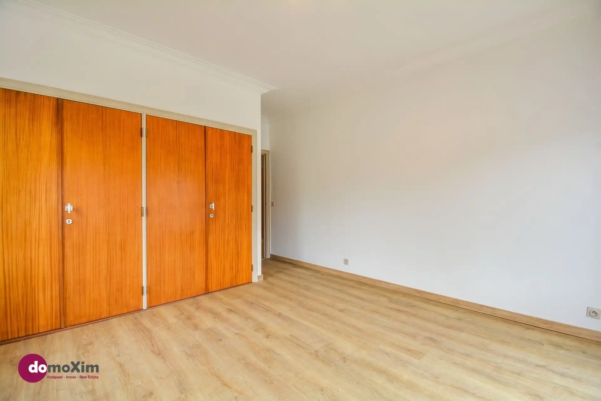 Ruime woning met kantoorruimte in het centrum van Hever foto 19