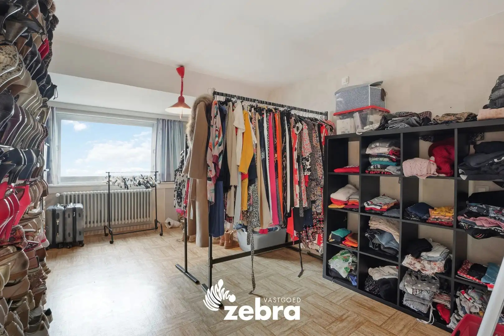 Ruime, energiezuinige woning met grote tuin, zwemvijver en schuur in Beveren aan de IJzer! foto 16