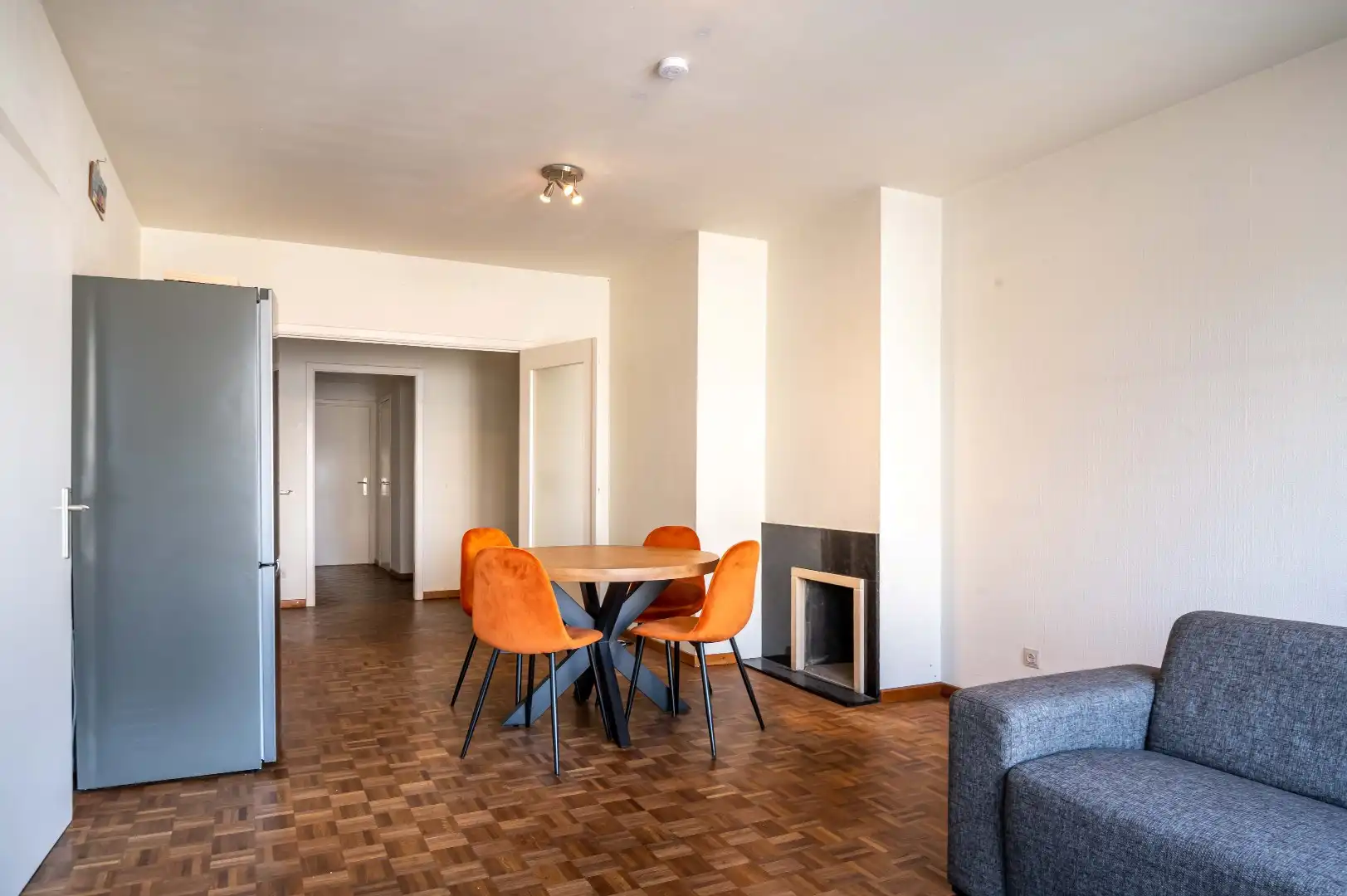 2 slaapkamerappartement dichtbij station Gent Sint-Pieters  foto 6