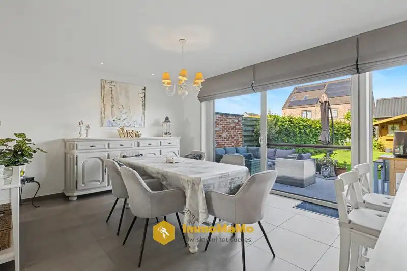 RECENTE WONING MET 4 SLAAPKAMERS TE KOOP IN WACHTEBEKE-LOCHRISTI foto 8