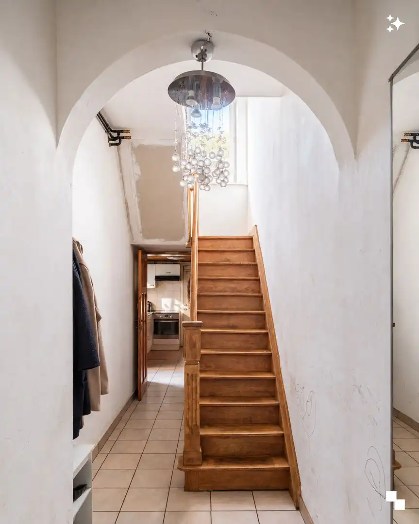 Te renoveren woning in een van de meest begeerde straten van Gentbrugge foto 3