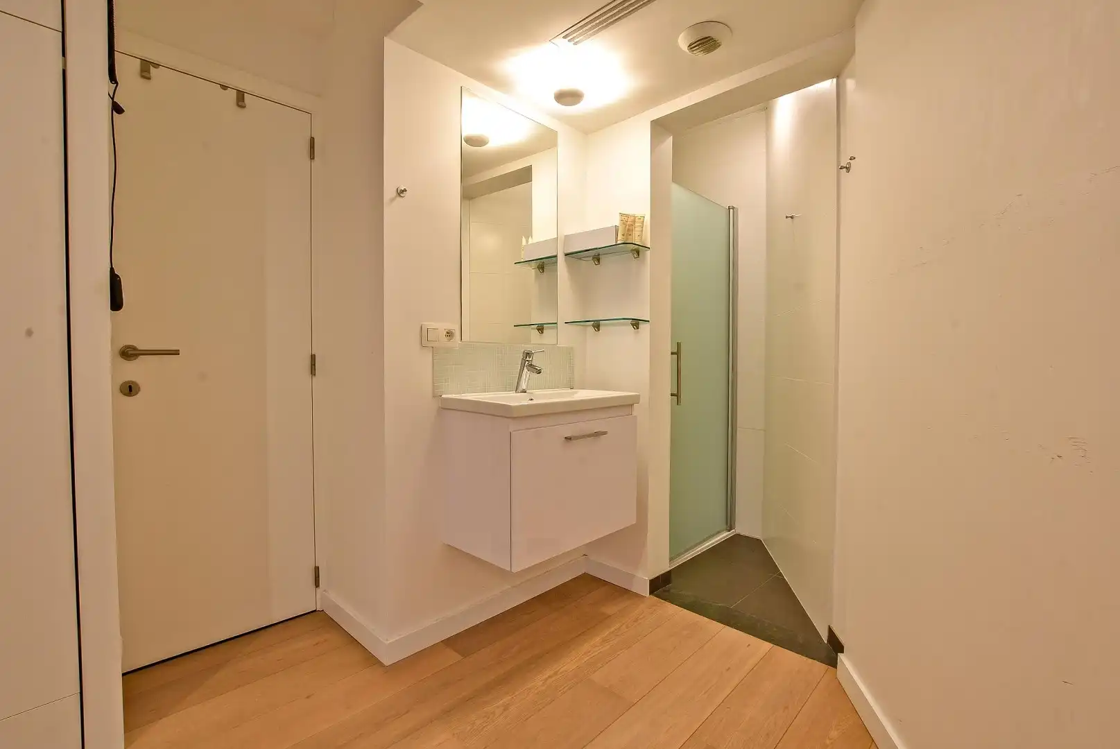 Luxueus praktisch appartement (122m² + 30 m²) met rondom terrassen te Nieuwpoort-Stad foto 8